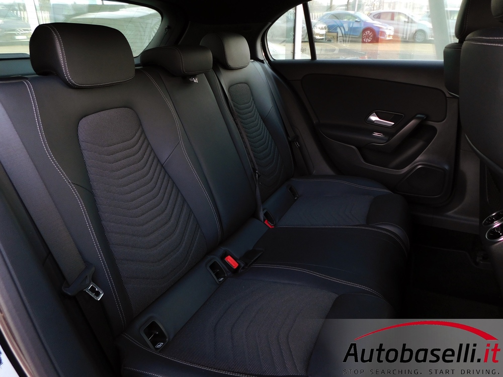 MERCEDES A180D AUTOMATIC 8G-DCT RESTYLING - Foto 11