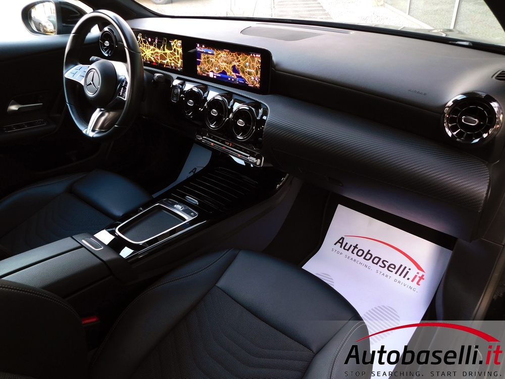 MERCEDES A180D AUTOMATIC 8G-DCT RESTYLING - Foto 12