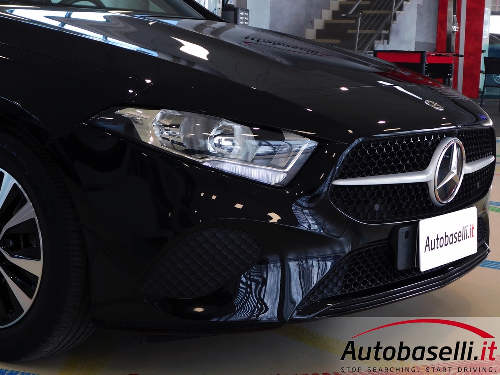 MERCEDES A180D AUTOMATIC 8G-DCT RESTYLING - Foto 23