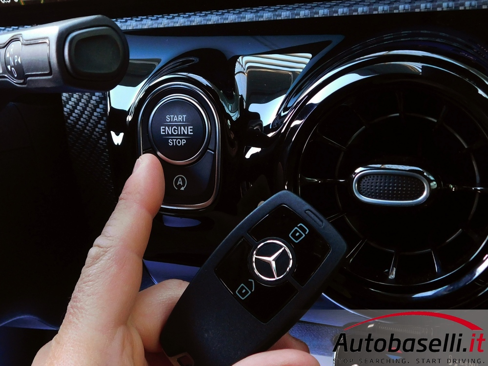 MERCEDES A180D AUTOMATIC 8G-DCT RESTYLING - Foto 40
