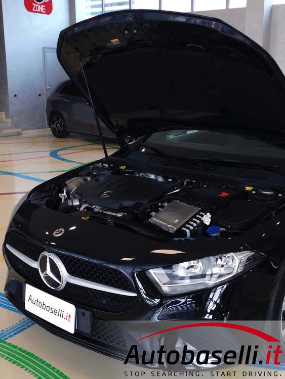 MERCEDES A180D AUTOMATIC 8G-DCT RESTYLING - Foto 75