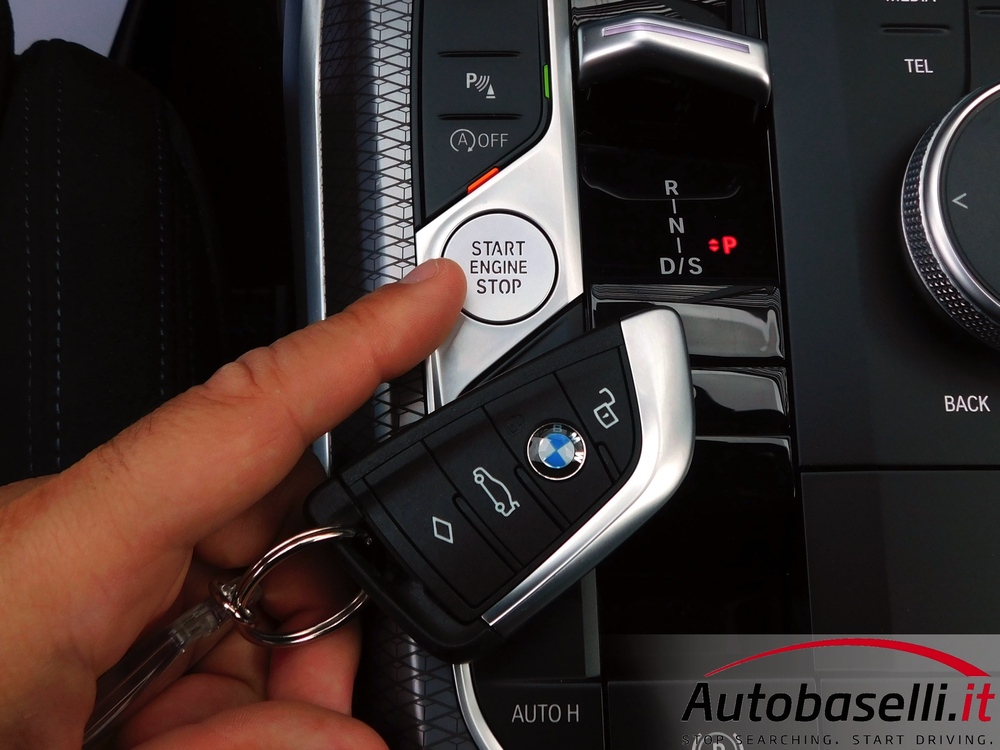 BMW SERIE 3 TOURING 330I XDRIVE MSPORT - Foto 49