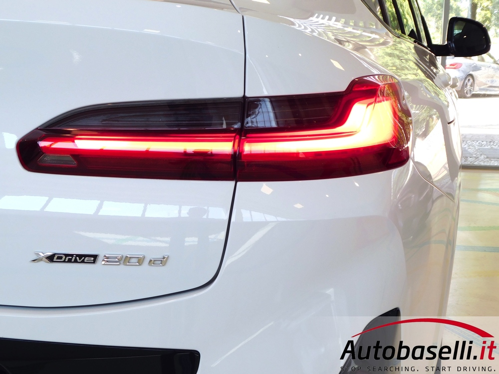 BMW X4 XDRIVE20D IBRIDO 48V MSPORT AUTO - Foto 24