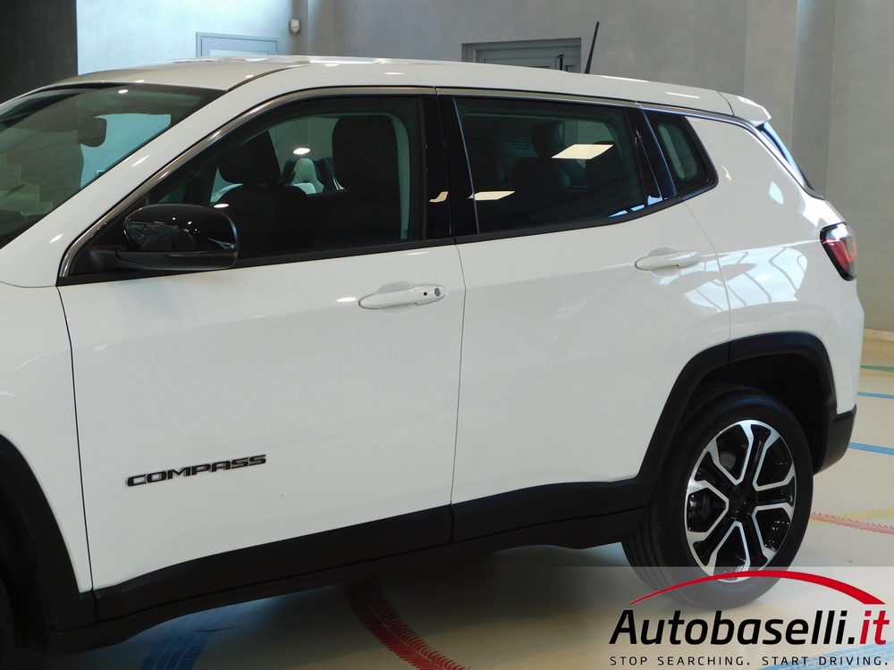 JEEP COMPASS E-HYBRID ALTITUDE 1.5T4 DCT7 - Foto 22