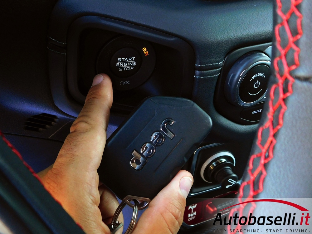 JEEP WRANGLER UNLIMITED 2.0 TURBO 272CV RUBICON - Foto 50