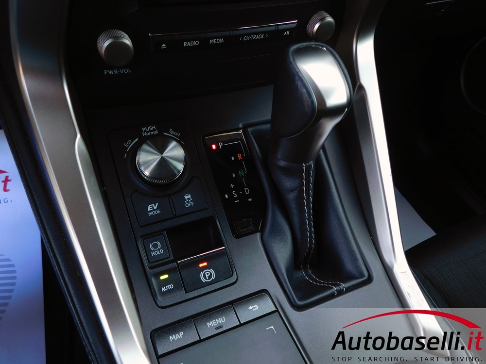LEXUS NX300H HYBRID BUSINESS AUTOMATICA CVT - Foto 46