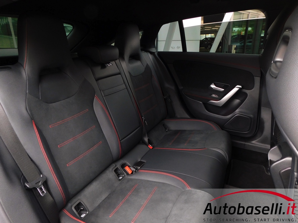 MERCEDES CLA SHOOTING BRAKE 220D AMG LINE  - Foto 12
