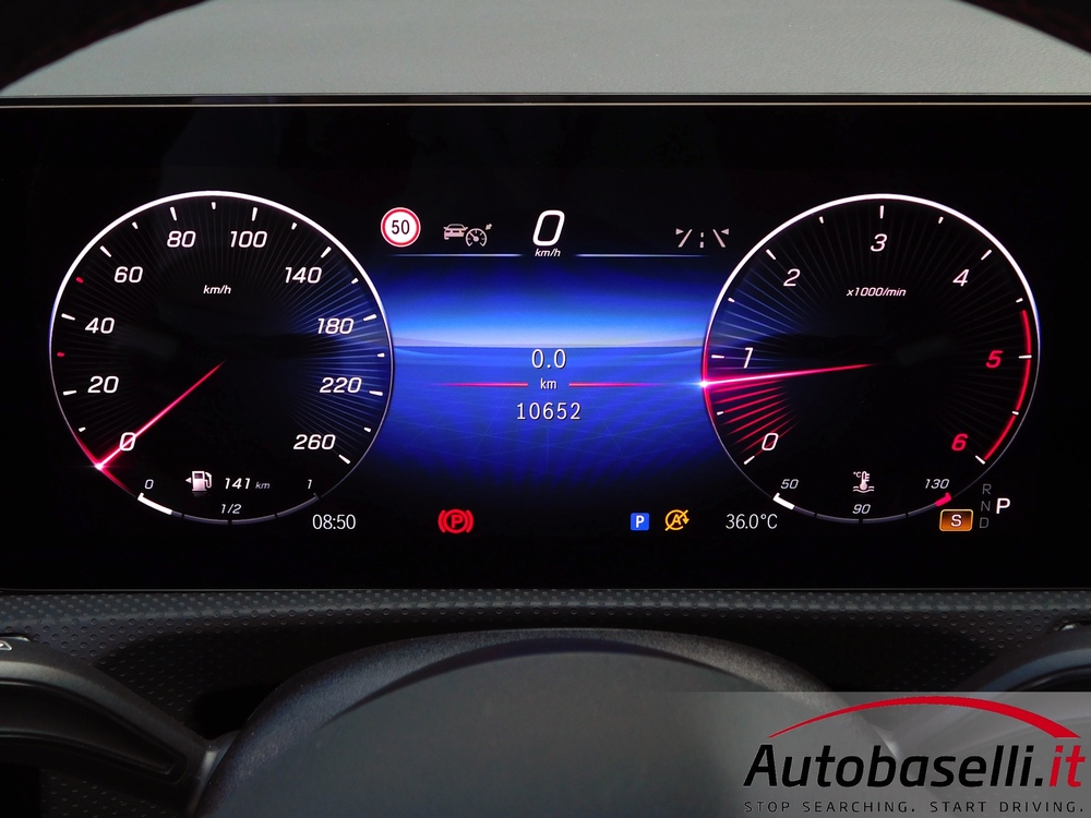MERCEDES CLA SHOOTING BRAKE 220D AMG LINE  - Foto 37