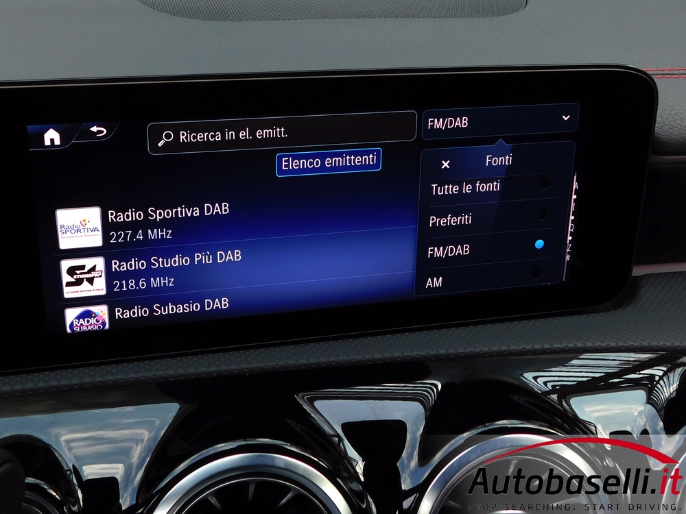 MERCEDES CLA SHOOTING BRAKE 220D AMG LINE  - Foto 65