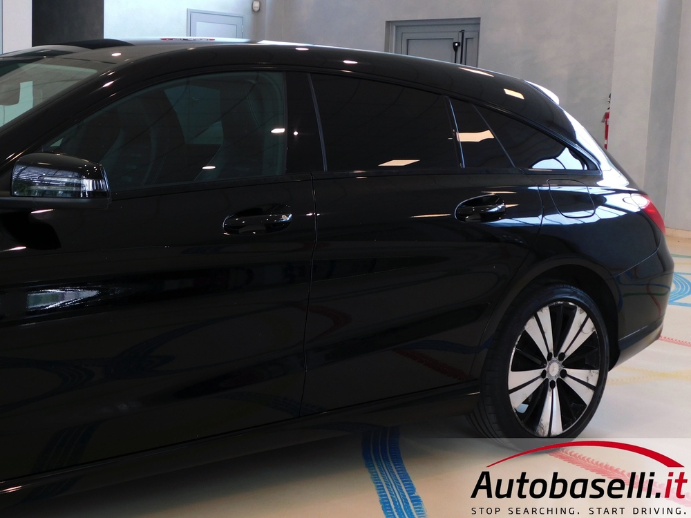MERCEDES CLA 200D SHOOTING BRAKE "SPORT" - Foto 22