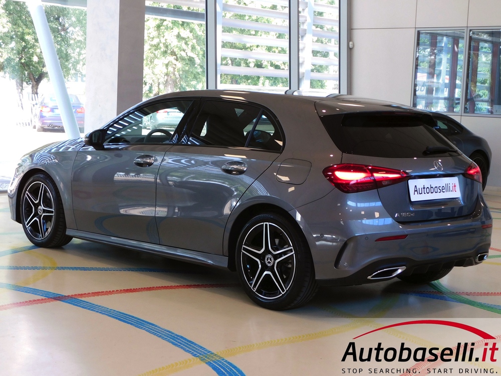 MERCEDES A180D AMG-LINE ADVANCED PLUS - Foto 4