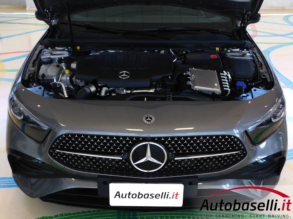 MERCEDES A180D AMG-LINE ADVANCED PLUS - Foto 18