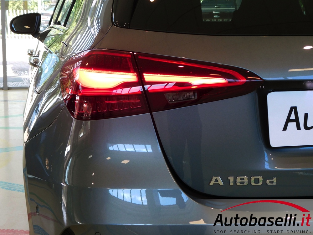 MERCEDES A180D AMG-LINE ADVANCED PLUS - Foto 24