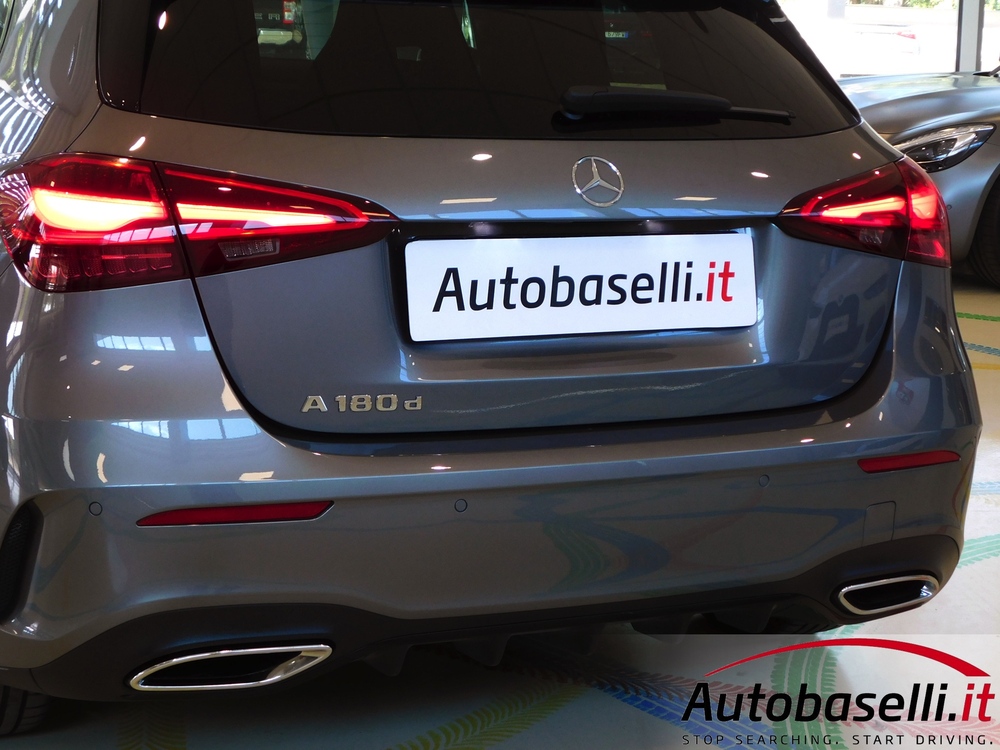 MERCEDES A180D AMG-LINE ADVANCED PLUS - Foto 28
