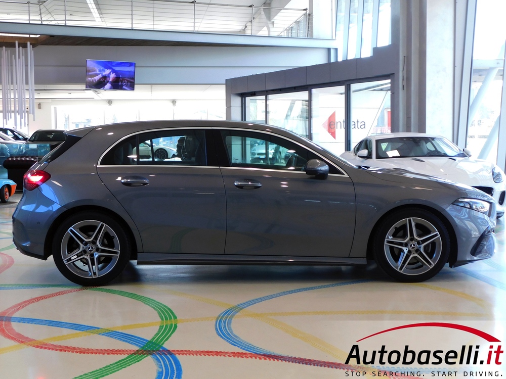 MERCEDES A180D AMG-LINE AUTOMATICA 8G-DCT - Foto 17