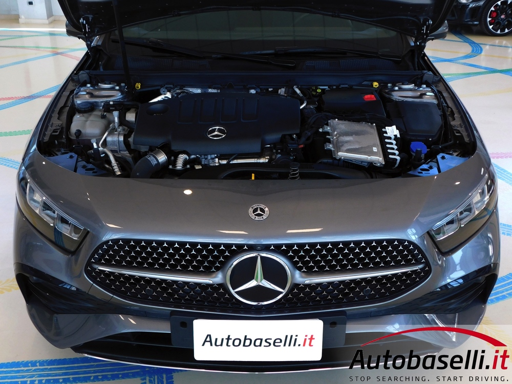 MERCEDES A180D AMG-LINE AUTOMATICA 8G-DCT - Foto 18