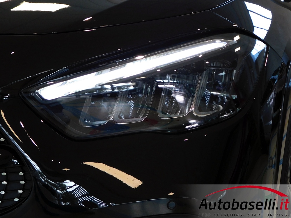 MERCEDES GLA 180D AMG LINE ADVANCED PLUS - Foto 23