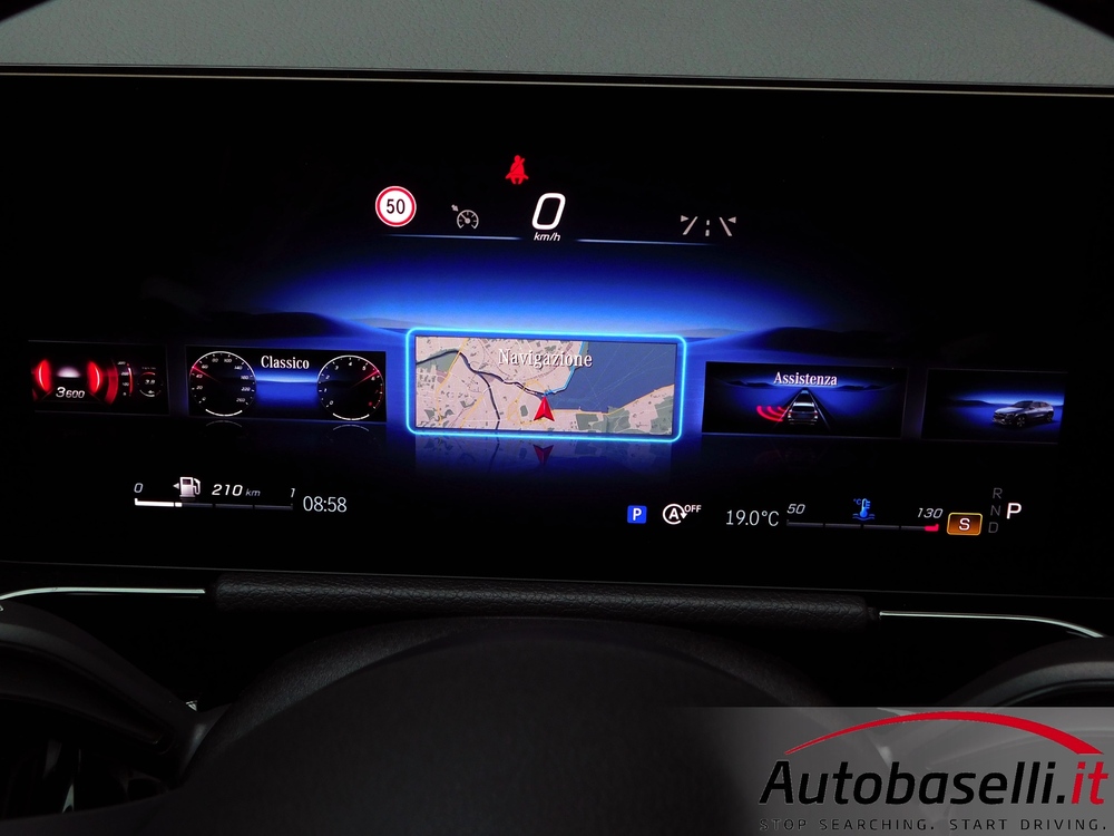 MERCEDES GLA 180D AMG LINE ADVANCED PLUS - Foto 38