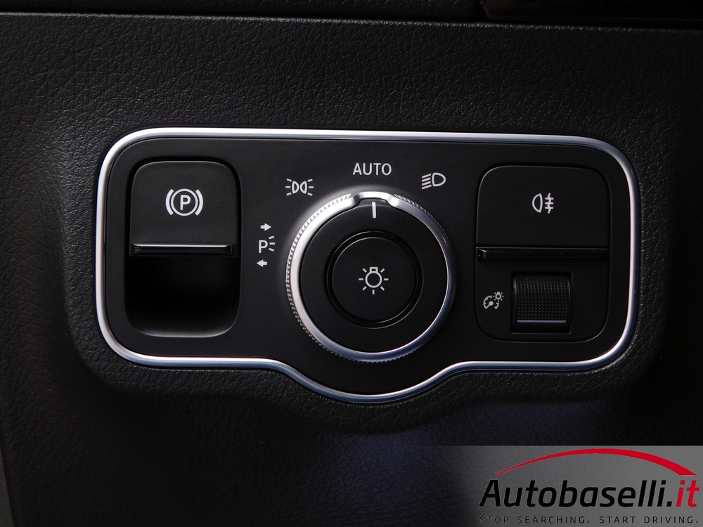 MERCEDES GLA 180D AMG LINE ADVANCED PLUS - Foto 47