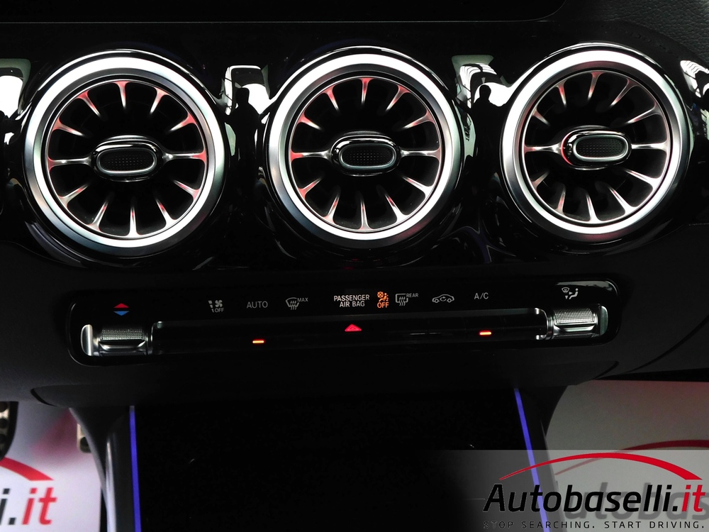 MERCEDES GLA 180D AMG LINE ADVANCED PLUS - Foto 55