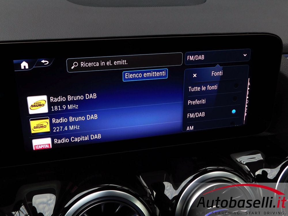 MERCEDES GLA 180D AMG LINE ADVANCED PLUS - Foto 62