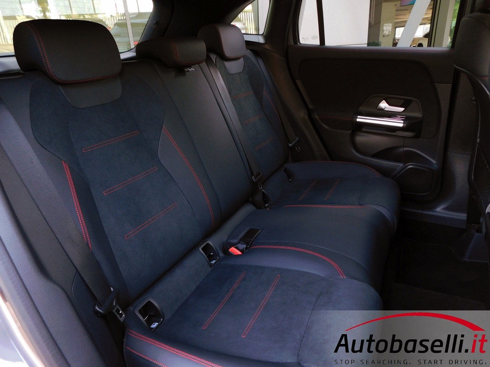 MERCEDES GLA 180D AMG LINE ADVANCED PLUS - Foto 12