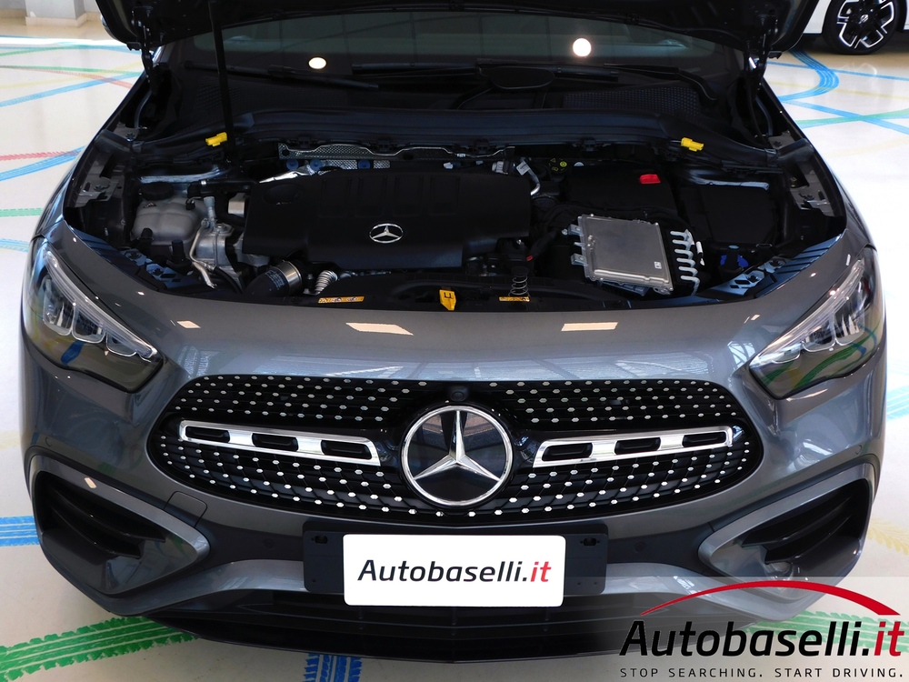 MERCEDES GLA 180D AMG LINE ADVANCED PLUS - Foto 18