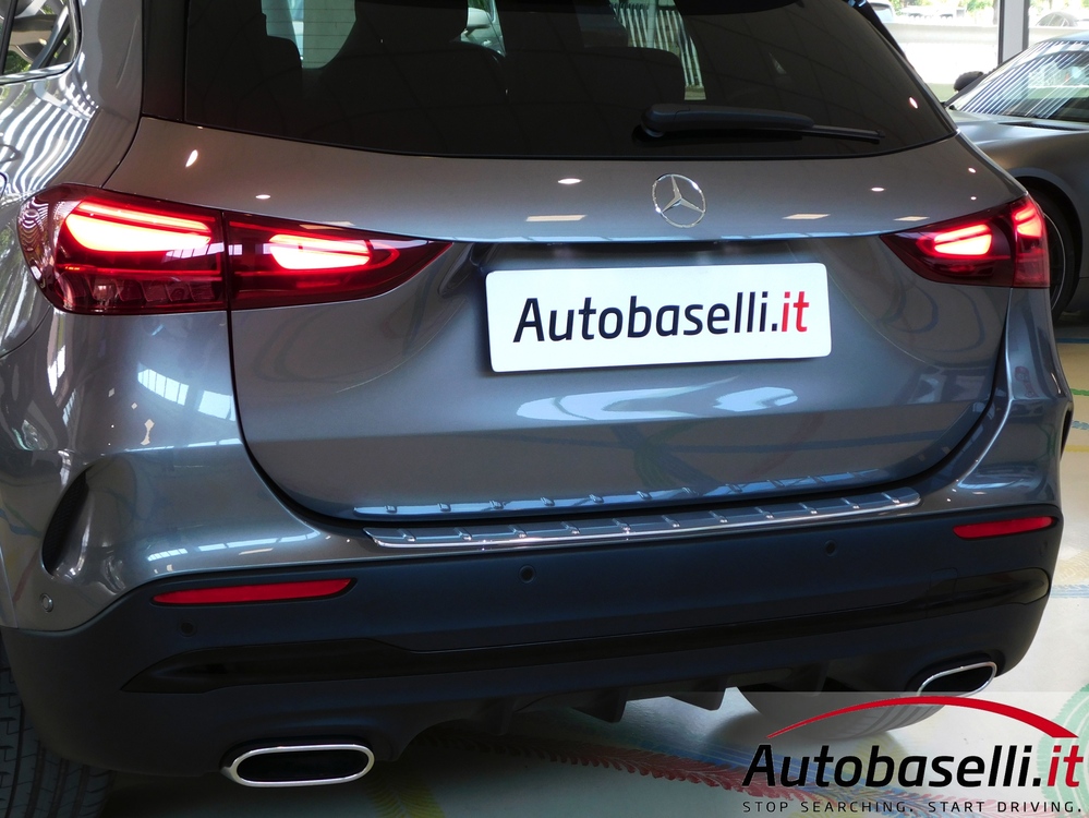 MERCEDES GLA 180D AMG LINE ADVANCED PLUS - Foto 28