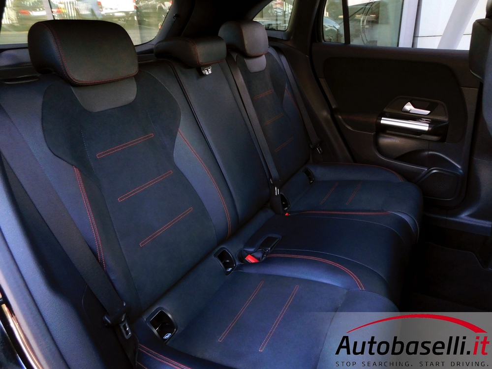 MERCEDES GLA 200 AUTOMATIC AMG LINE - Foto 12