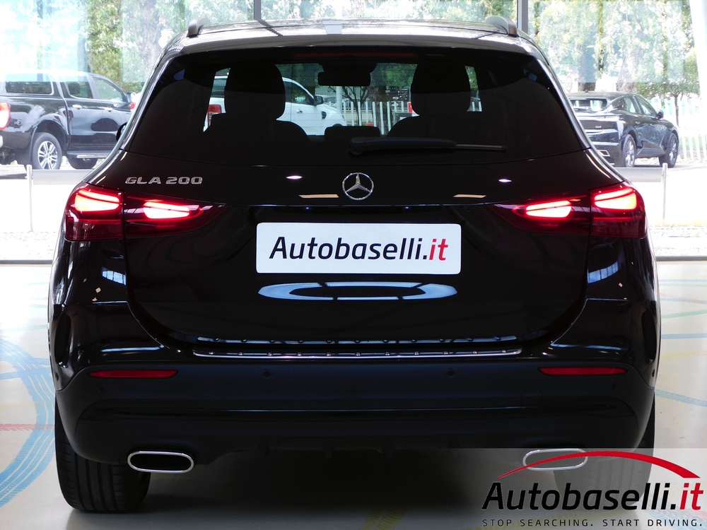 MERCEDES GLA 200 AUTOMATIC AMG LINE - Foto 16