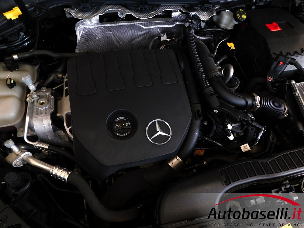MERCEDES GLA 200 AUTOMATIC AMG LINE - Foto 33