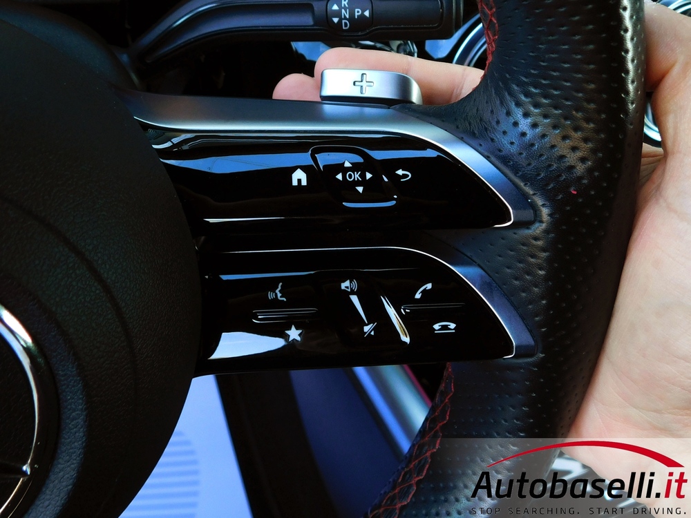 MERCEDES GLA 200 AUTOMATIC AMG LINE - Foto 40