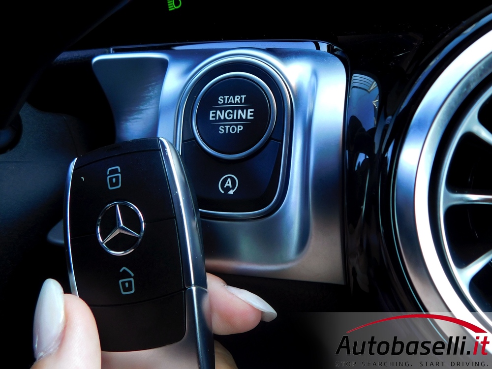 MERCEDES GLB 200D PREMIUM AUTOMATIC 8G-DCT - Foto 42