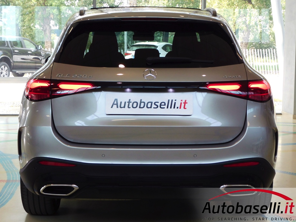 MERCEDES GLC 220D AMG LINE ADVANCED 4MATIC - Foto 16