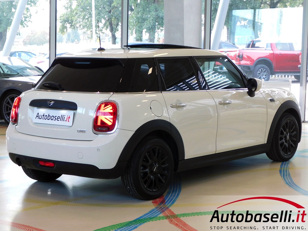 MINI F55 5PORTE 1.5 ONE FIRST 75CV - Foto 2