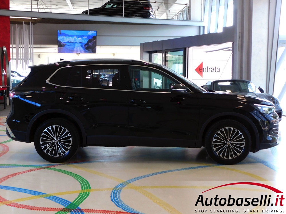 VOLKSWAGEN TIGUAN 2.0 TDI ELEGANCE 150CV DSG - Foto 17