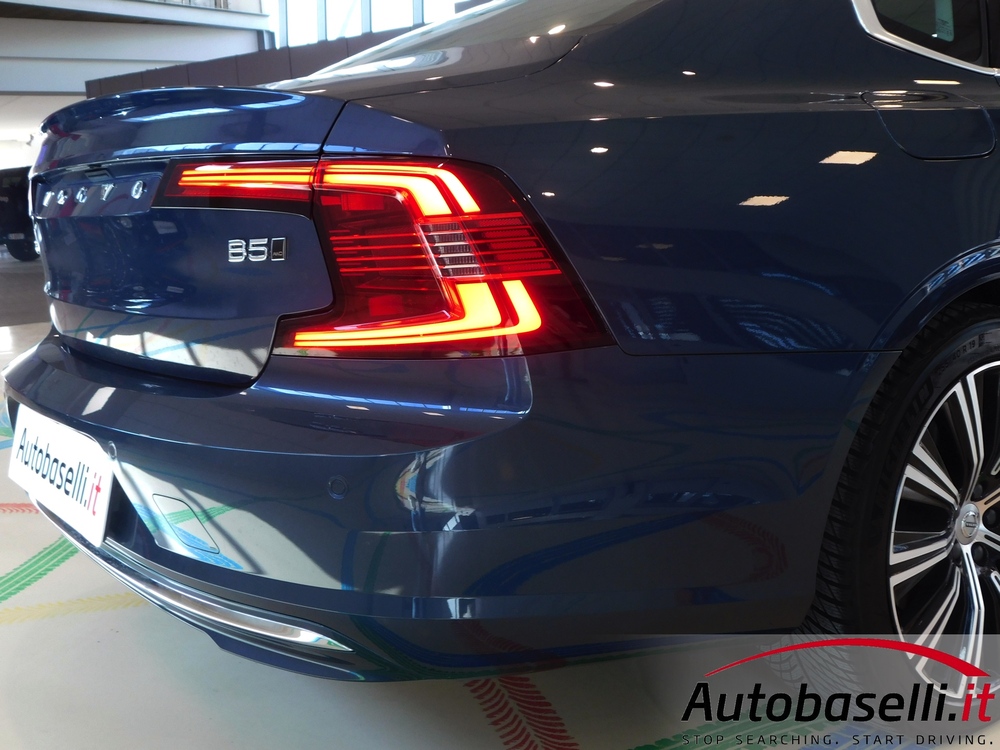 VOLVO S90 2.0 B5 PLUS BRIGHT AWD AUTO - Foto 28