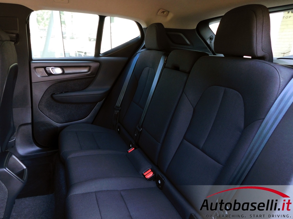 VOLVO XC40 1.5T2 AUTOMATICA ESSENTIAL - Foto 11