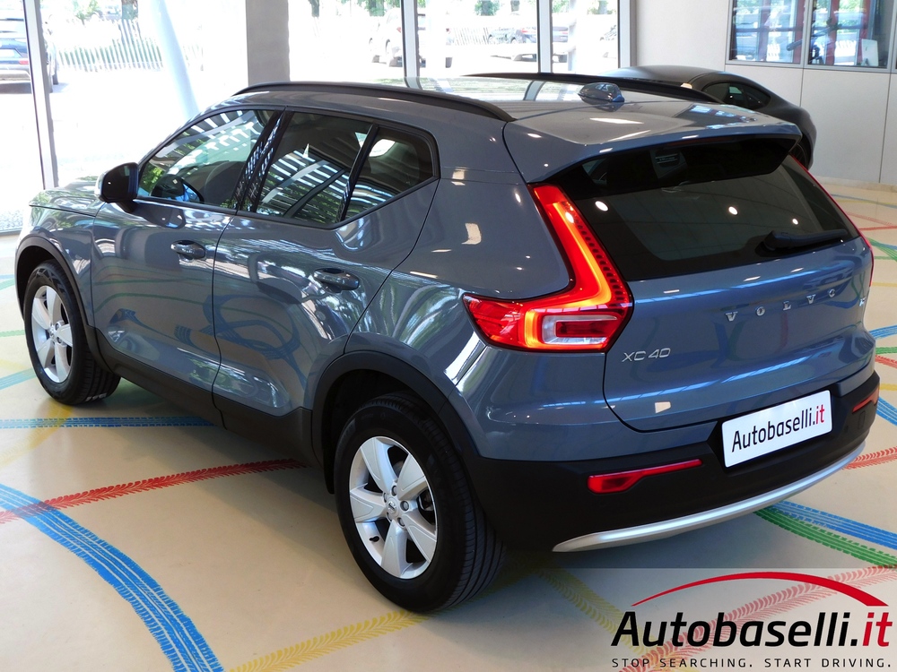 VOLVO XC40 1.5T2 AUTOMATICA ESSENTIAL - Foto 25