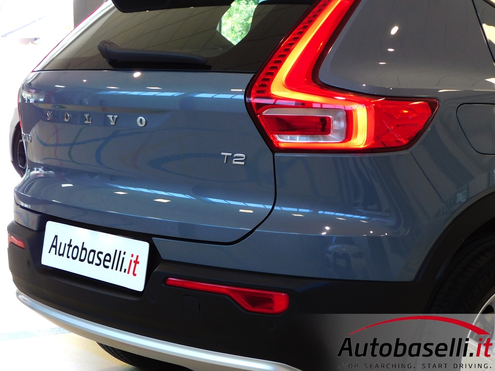 VOLVO XC40 1.5T2 AUTOMATICA ESSENTIAL - Foto 29