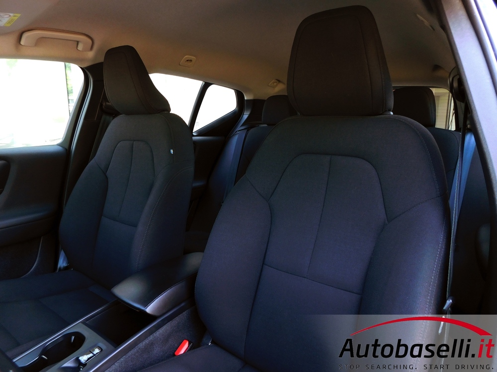 VOLVO XC40 1.5T2 AUTOMATICA ESSENTIAL - Foto 51