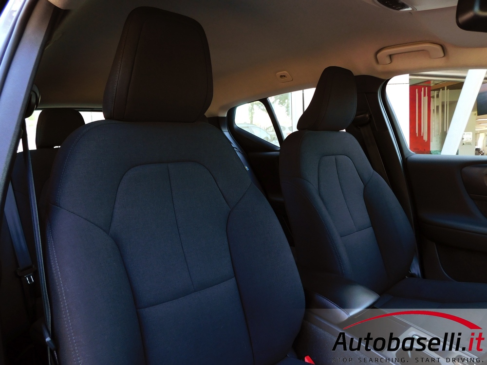 VOLVO XC40 1.5T2 AUTOMATICA ESSENTIAL - Foto 52