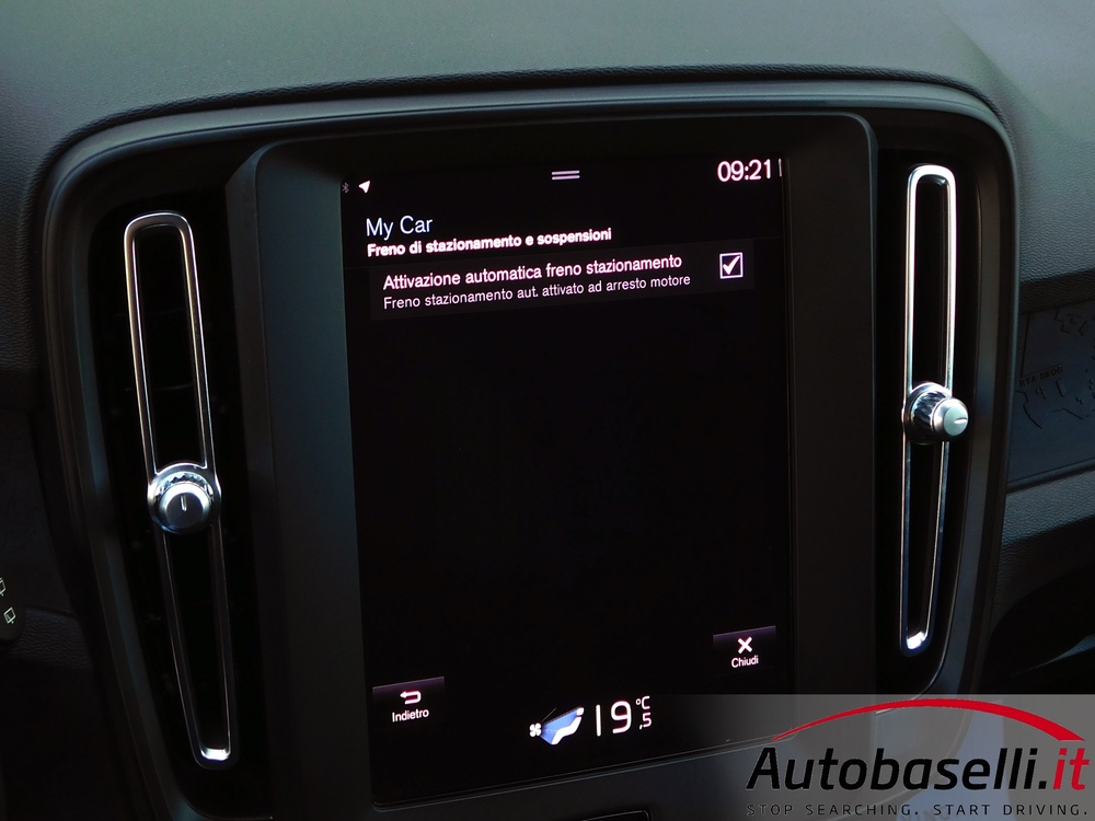 VOLVO XC40 1.5T2 AUTOMATICA ESSENTIAL - Foto 61